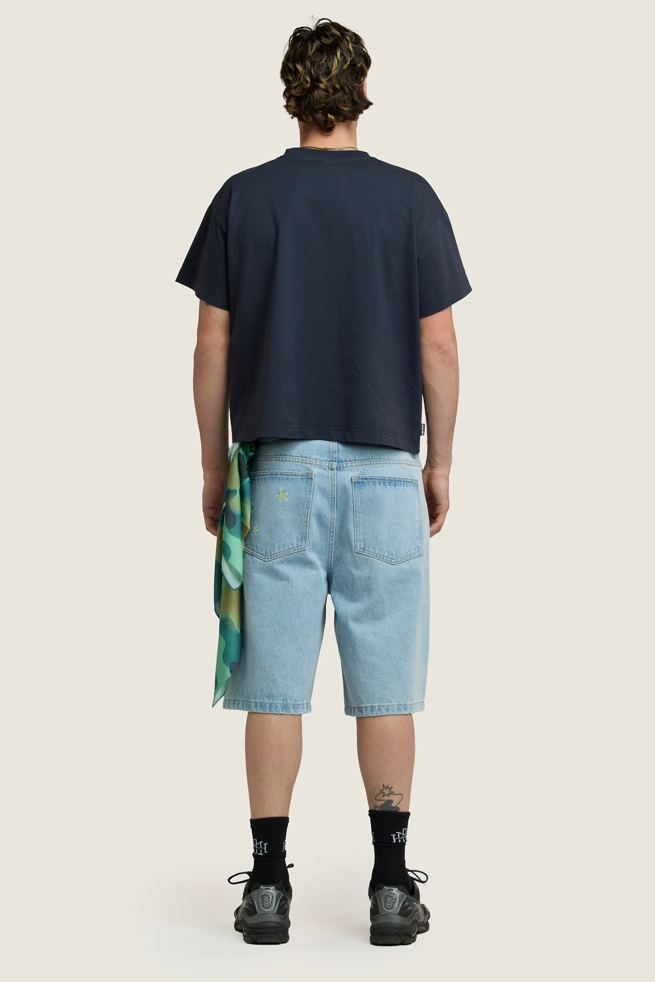 Earth Blossom Tee - Navy - Image 5